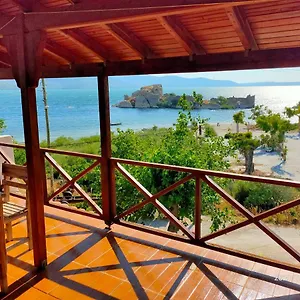 Guest house Selenes